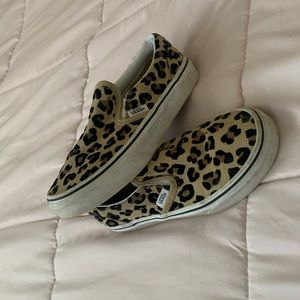 Cute girls, vans low top size 2.